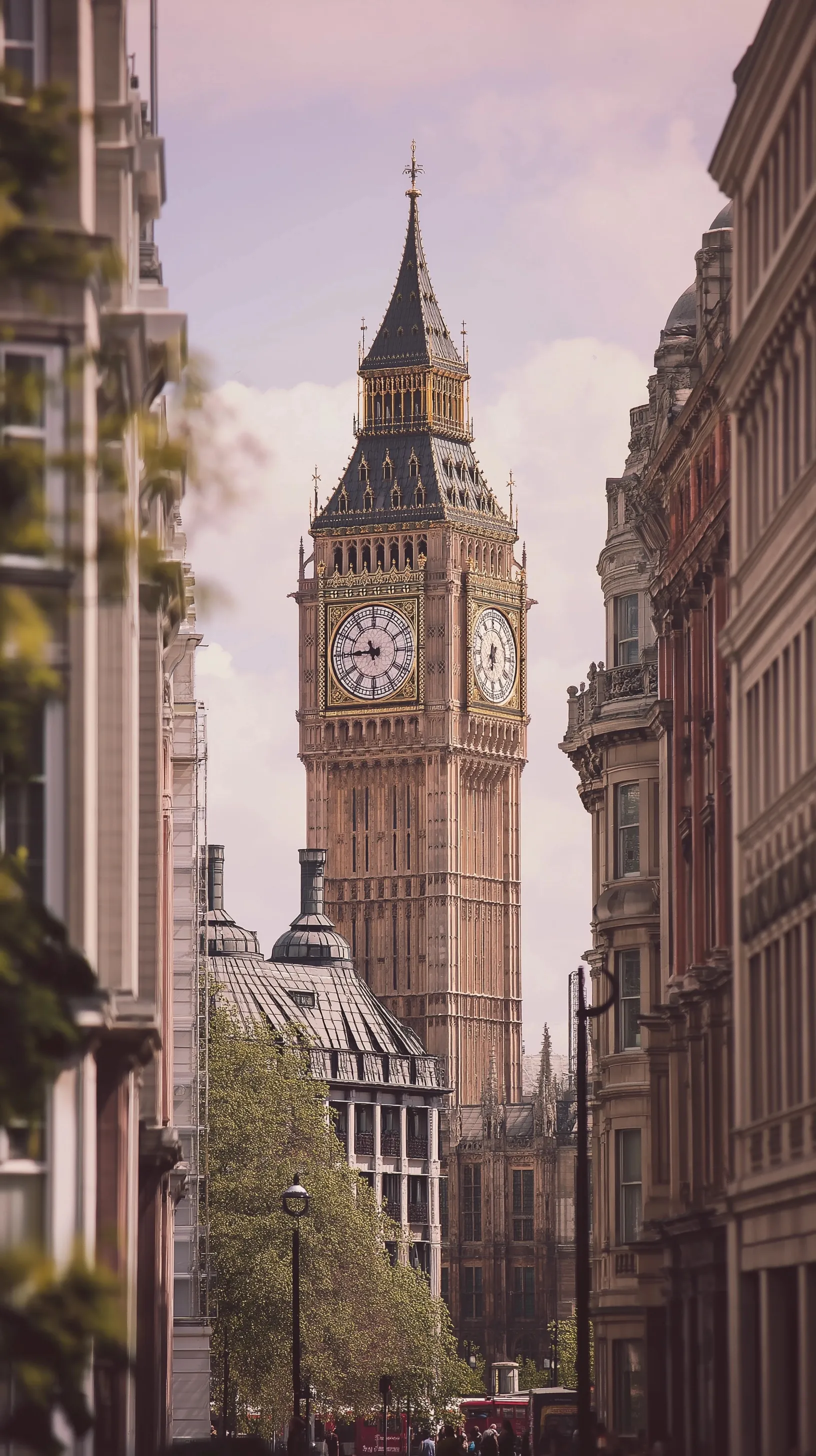 A bright, modern daytime photograph of Big Ben in London, perfectly framed as an aesthetic mobile wallpaper.