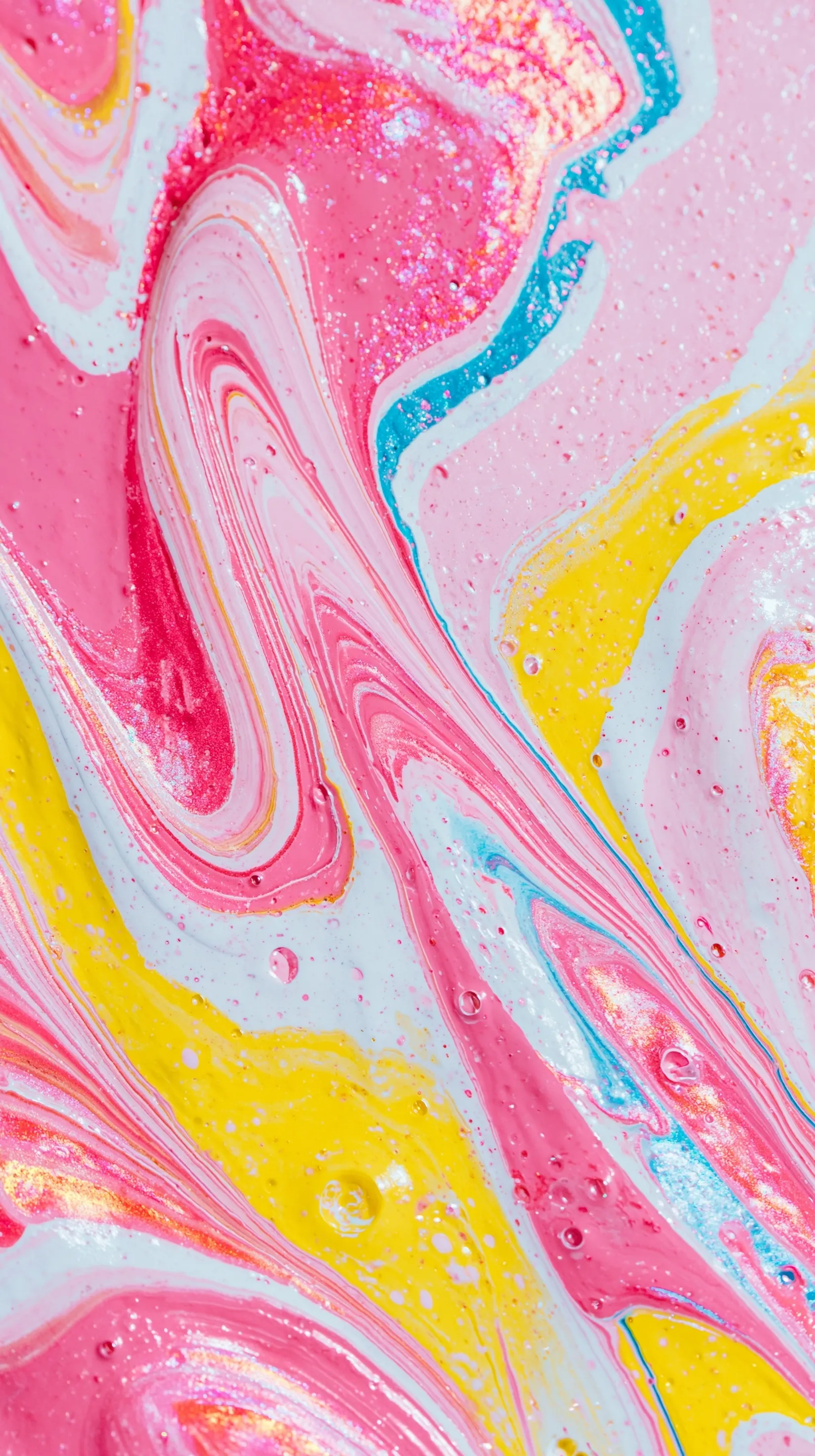 Abstract liquid marble art with iridescent swirls and metallic highlights, perfect as an iPhone Air background.